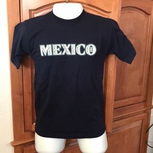 Tío Toño Designs “México” Graphic T-shirt